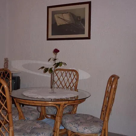 La Roza * Funtana