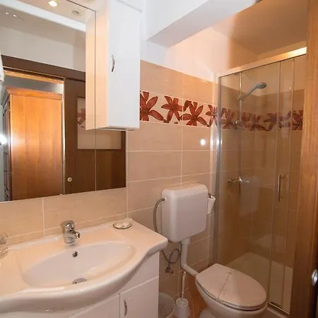 Apartment La Roza Funtana