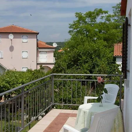 Apartment La Roza *